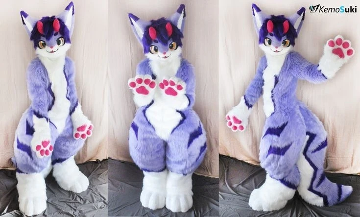 Daily Furry Stuff 49 (Oh I guess it's fursuit friday)