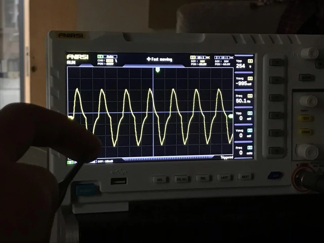 50Hz Radiation from my body! Pretty cool right?