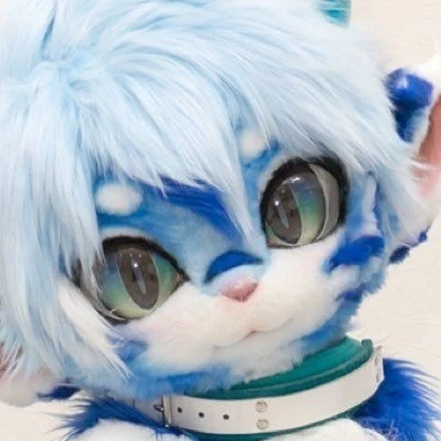 Daily Furry Stuff 49 (Oh I guess it's fursuit friday)